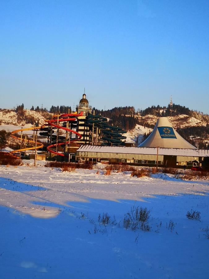 Vcielka Appartamento Bešeňová Esterno foto