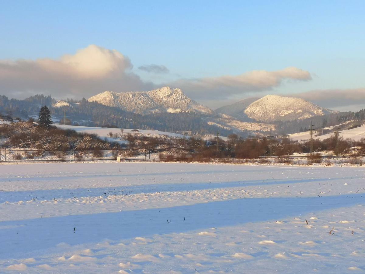 Vcielka Appartamento Bešeňová Esterno foto